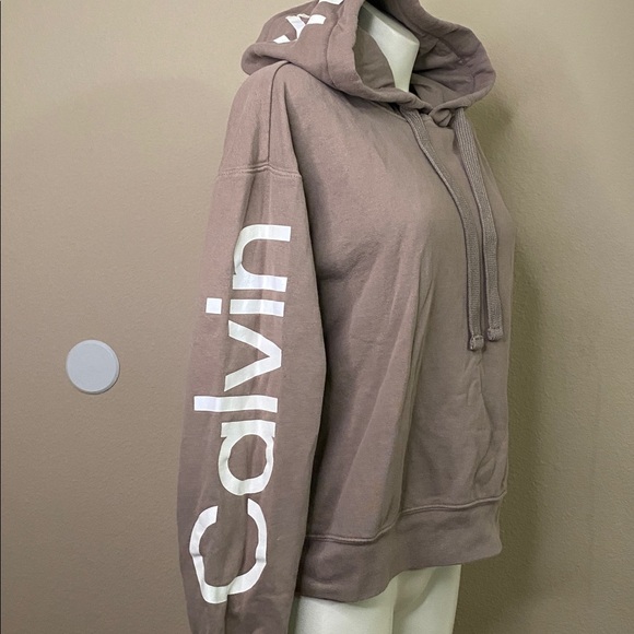 Calvin Klein Jeans tan logo graphic statement hoodie 🖤🖤M - Picture 4 of 11